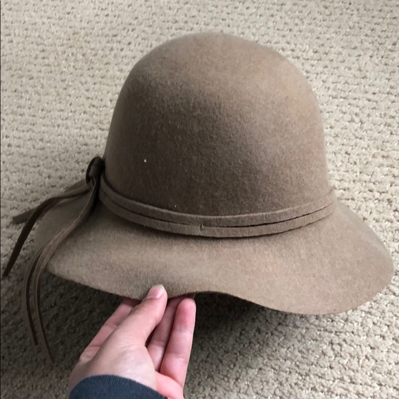 Nordstrom Tan Hat - Picture 3 of 4
